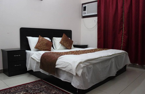 Al Baha Hotel | 80 m² Hotel ∙ 5 guests