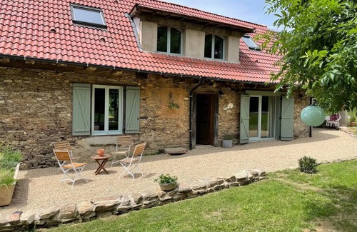 Coussac-Bonneval House | 80 m² House ∙ 2 bedrooms ∙ 4 guests