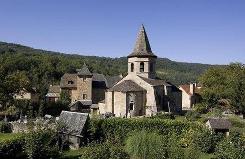 Salles-la-Source House | 80 m² House ∙ 2 bedrooms ∙ 9 guests