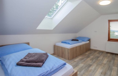 Zabovresky House | 80 m² House ∙ 1 bedroom ∙ 4 guests