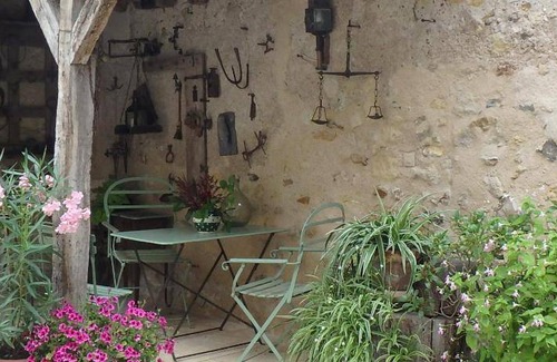 Luynes House | 80 m² House ∙ 1 bedroom ∙ 2 guests