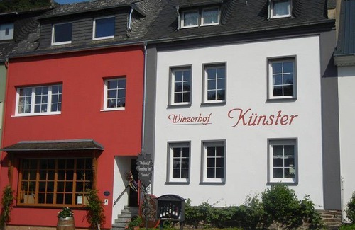Niederfell House | 80 m² House ∙ 2 bedrooms ∙ 6 guests