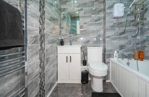 Bordesley House | 80 m² House ∙ 2 bedrooms ∙ 4 guests