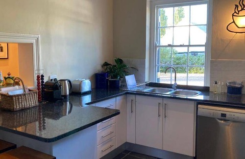 Calitzdorp House | 80 m² House ∙ 2 bedrooms ∙ 4 guests