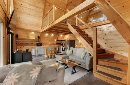 Pittsburg House | 80 m² House ∙ 2 bedrooms ∙ 4 guests