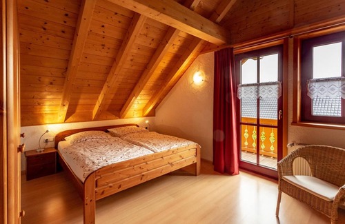 Waldorf House | 80 m² House ∙ 2 bedrooms ∙ 4 guests