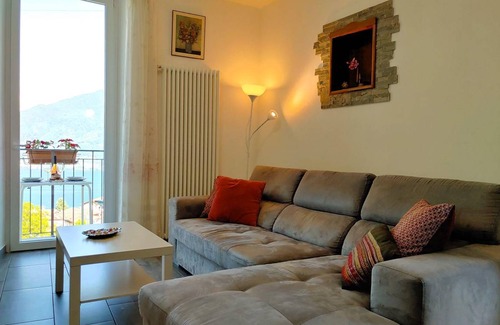 Vignola House | 80 m² House ∙ 2 bedrooms ∙ 5 guests