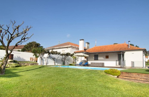 Carreco House | 80 m² House ∙ 2 bedrooms ∙ 6 guests