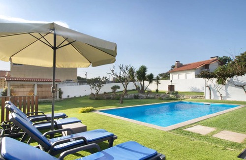 Carreco House | 80 m² House ∙ 2 bedrooms ∙ 6 guests