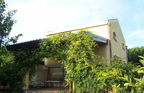 Mascali House | 80 m² House ∙ 3 bedrooms ∙ 6 guests