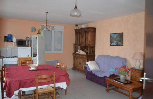 Jullie House | 80 m² House ∙ 3 bedrooms ∙ 8 guests