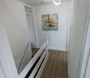 Ely House | 80 m² House ∙ 3 bedrooms ∙ 6 guests
