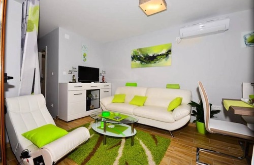 Gruda House | 80 m² House ∙ 3 bedrooms ∙ 6 guests