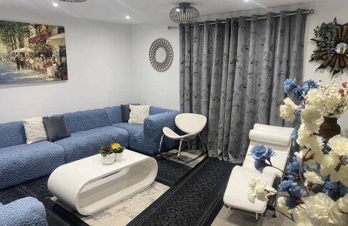 Seacroft House | 80 m² House ∙ 4 bedrooms ∙ 10 guests