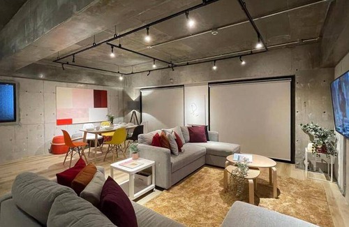 Hiroshima City Centre Apartment | 80 m² Apartment ∙ 2 bedrooms ∙ 10 guests