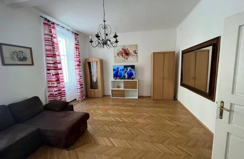 Innere Stadt Resort | 80 m² Private room ∙ 1 bedroom ∙ 3 guests