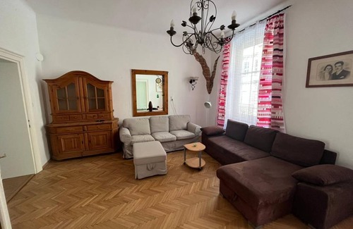 Innere Stadt Resort | 80 m² Private room ∙ 1 bedroom ∙ 3 guests
