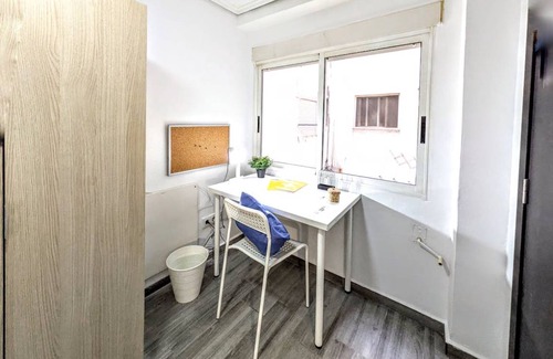 Burjasot Resort | 80 m² Private room ∙ 1 bedroom ∙ 1 guest