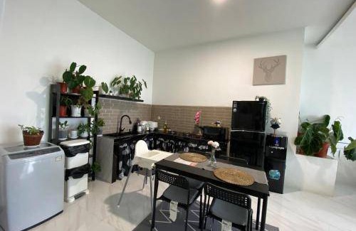 Ciumbuleuit Villa | 80 m² Villa ∙ 1 bedroom ∙ 5 guests
