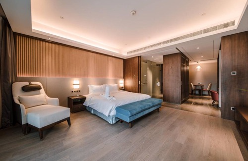 Suzhou Old Town Hotel | 800 m² Hotel ∙ 4 bedrooms ∙ 8 guests