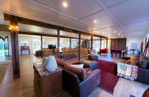 High Range House | 800 m² House ∙ 5 bedrooms ∙ 13 guests