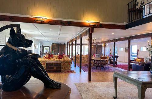 High Range House | 800 m² House ∙ 5 bedrooms ∙ 13 guests