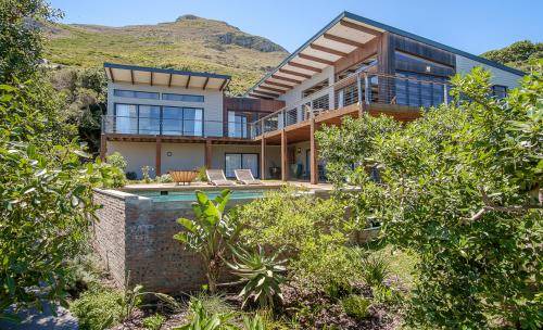 Noordhoek Villa | 800 m² Villa ∙ 5 bedrooms ∙ 10 guests