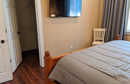 Post Falls House | 800 square foot Guest House.