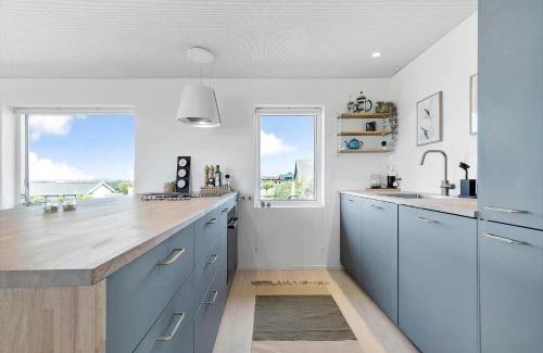 Skødshoved Strand House | 8013-Knebel-Zion-18