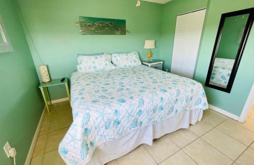 Fort Myers Beach Apartment | #808 Gulf View at Lovers Key Beach Club