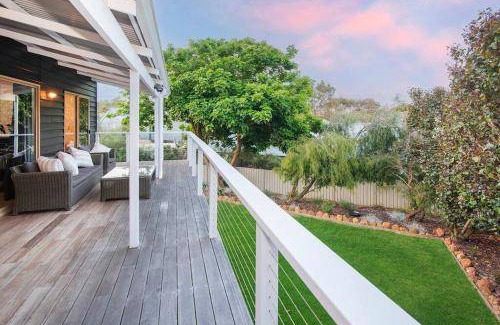 Eagle Bay House | 809 m² House ∙ 6 bedrooms ∙ 10 guests