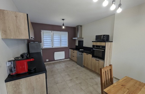 Peigney Cottage | 80m² cottage by the lake, peaceful, pets allowed