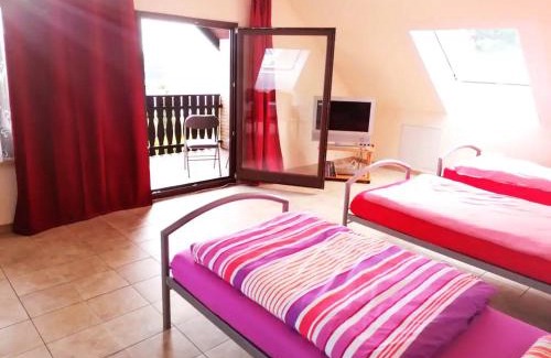 Niederzwehren Apartment | 80m2 Obergeschoss Wohnung mit Balkon in Kassel