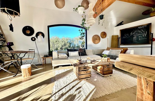 La Cadiere-d'Azur House | 80m2 of comfort for simple earthlings