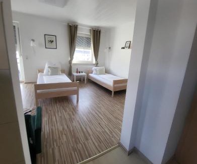 Schwandorf Apartment | 80qm mit Balkon 3 getrennte Räume