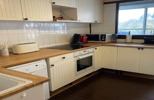 Parc-Nord Condo | 80SQM 2BR ON RUE SALVADOR-NANTERRE