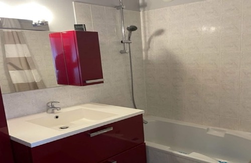 Parc-Nord Condo | 80SQM 2BR ON RUE SALVADOR-NANTERRE