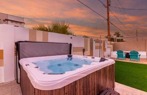 Village Grove House | 80th Place home