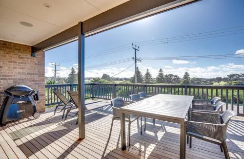 Goolwa South House | 81 Bristow-Smith Ave Goolwa Beach - BYO Linen - WiFi