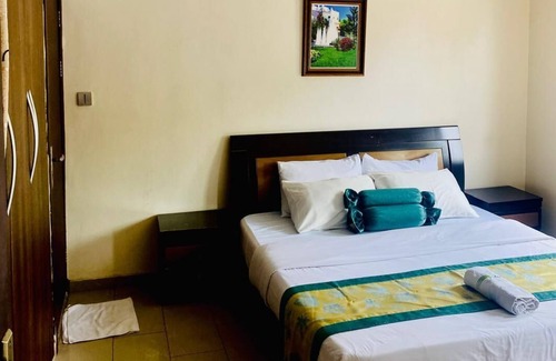 Onikan House | 81 Division Officers Mess Apartment