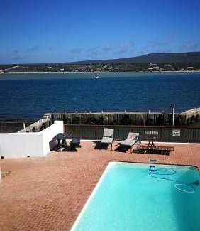 Port Beaufort Apartment | 81 m² Apartment ∙ 2 bedrooms ∙ 4 guests