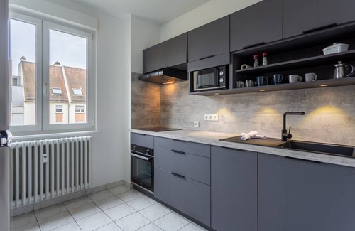 Poincare Apartment | 81 m² Apartment ∙ 2 bedrooms ∙ 4 guests