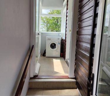 Stranorlar Apartment | 81 m² Apartment ∙ 2 bedrooms ∙ 4 guests