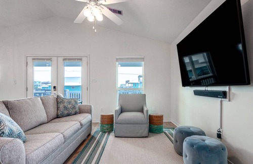 Gulf Shores Cottage | 81 m² Cabin ∙ 2 bedrooms ∙ 6 guests