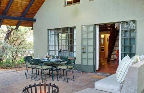 Sabiepark Hotel | 81 m² Hotel ∙ 2 bedrooms ∙ 6 guests