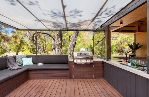Quindalup House | 82 Degrees I Private Properties