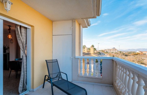 Santa Pola Apartment | 82 m² Apartment ∙ 3 bedrooms ∙ 6 guests