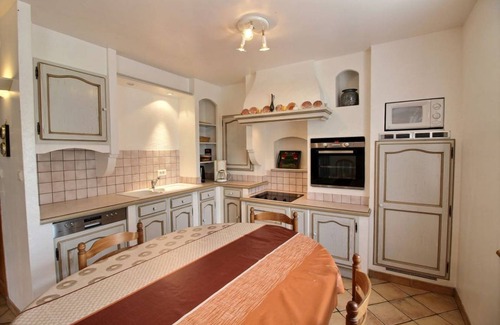 Henansal House | 82 m² Gîte ∙ 2 bedrooms ∙ 4 guests