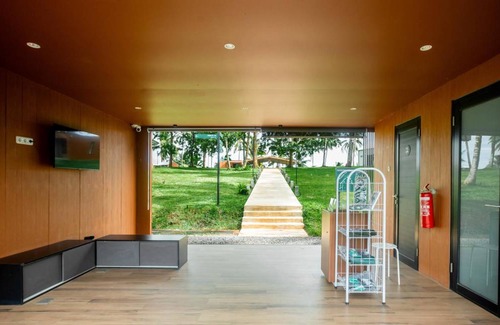 Manado Hotel | 82 m² Hotel ∙ 127 guests