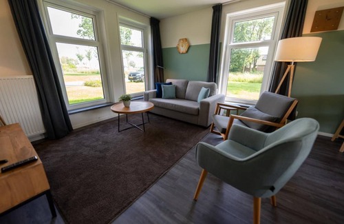 Burdaard Villa | 82 m² Villa ∙ 2 bedrooms ∙ 4 guests